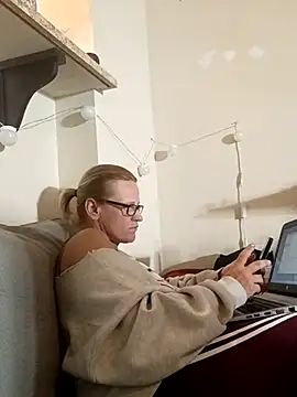 PremiumKitty online show from March 29, 2026, 8:32 pm