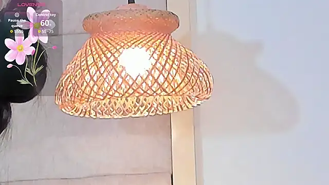 VioletHilton online show from November 4, 2025, 7:17 pm