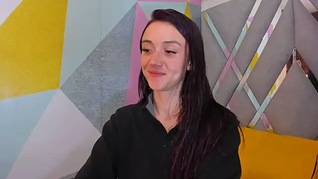 Amy Kobold3 online show from December 18, 2025, 3:55 am