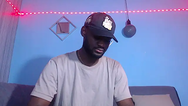 Snapshot of eebony_stallion chatting on June 8, 2026, 6:30 pm eebony stallion online show from June 8, 2026, 6:30 pm
