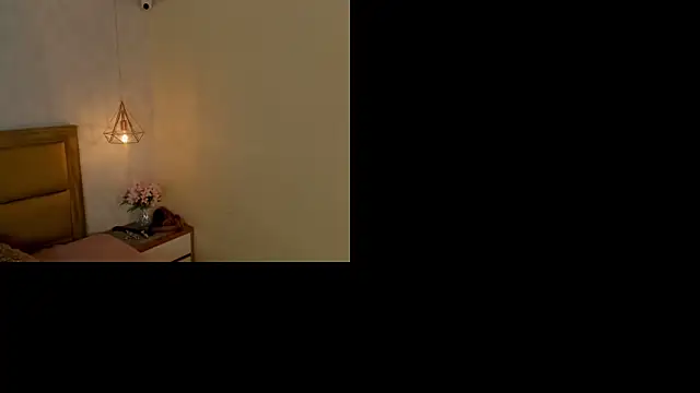MELISSAROUGE online show from June 25, 2026, 7:30 pm