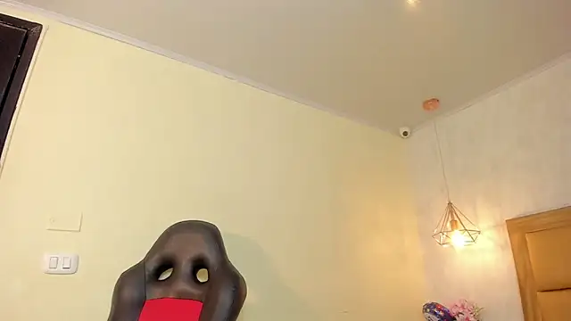 MELISSAROUGE online show from July 16, 2026, 1:52 pm