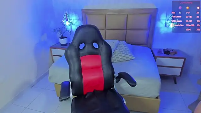 MELISSAROUGE online show from October 2, 2025, 7:39 pm