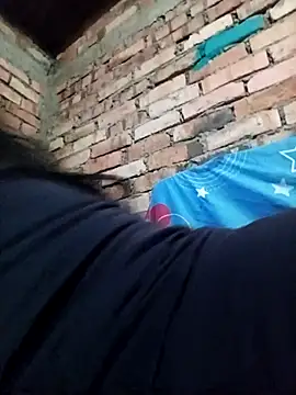 Snapshot of LUNAROSE_SEX chatting on October 22, 2025, 1:27 am LUNAROSE SEX online show from October 22, 2025, 1:27 am