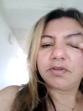 Nataly Foley online show from October 5, 2025, 1:02 pm