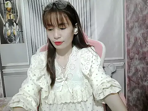 Snapshot of Suzy888 chatting on September 26, 2025, 2:35 pm Suzy888 online show from September 26, 2025, 2:35 pm