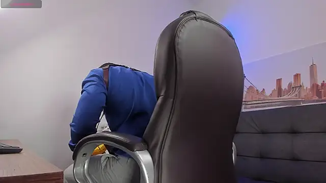 Dash Bukoski online show from September 26, 2025, 11:39 am