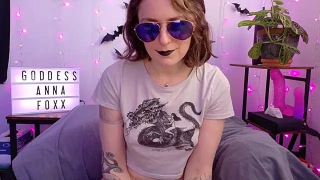 mistressannafoxx online show from February 26, 2026, 10:10 pm