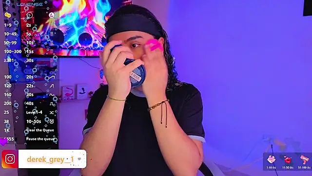 derek greyy  online show from April 9, 2026, 2:56 pm