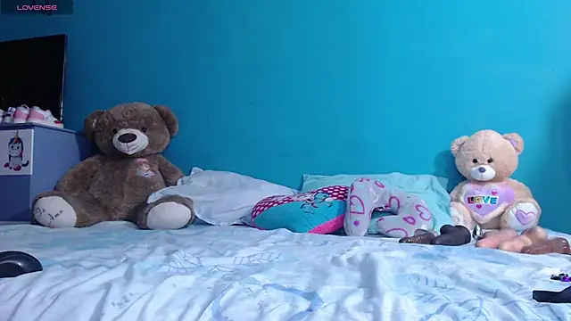 toxic sweet  online show from September 30, 2025, 4:40 am