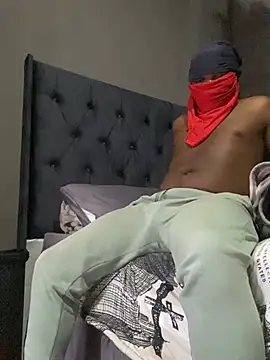 darkdickgg online show from April 26, 2026, 1:41 pm