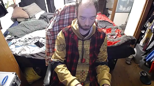 Snapshot of womenhateme69 chatting on November 25, 2025, 4:02 am womenhateme69 online show from November 25, 2025, 4:02 am