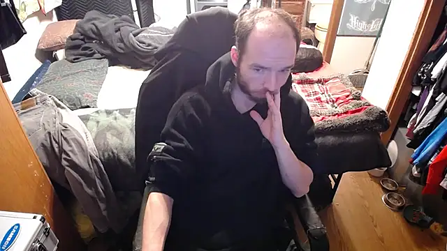 Snapshot of womenhateme69 chatting on November 22, 2025, 5:39 am womenhateme69 online show from November 22, 2025, 5:39 am