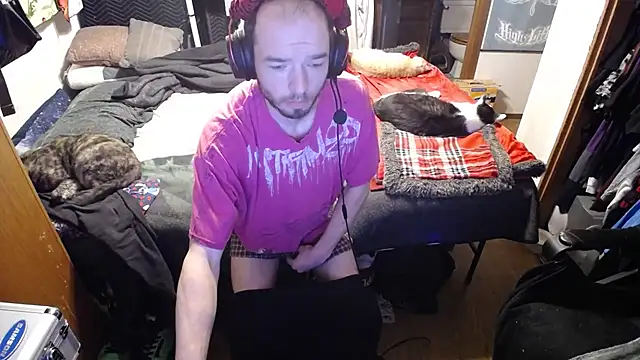 Snapshot of womenhateme69 chatting on November 4, 2025, 12:09 pm womenhateme69 online show from November 4, 2025, 12:09 pm