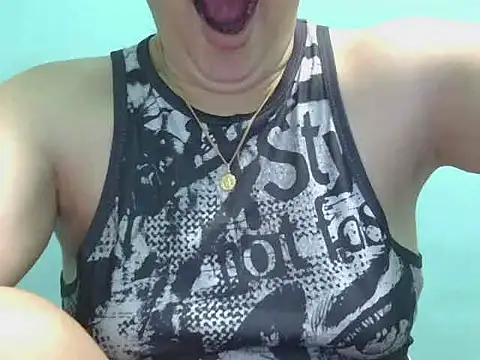 sexychubb101 online show from October 16, 2025, 2:42 am