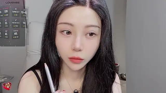 Snapshot of Amy-i chatting on March 16, 2026, 6:50 am Amy-i online show from March 16, 2026, 6:50 am