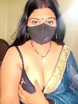 reena502 online show from July 21, 2026, 3:52 am