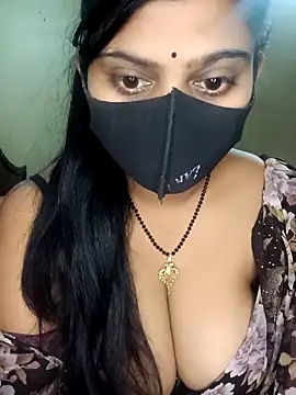 reena502 online show from April 8, 2026, 3:41 am