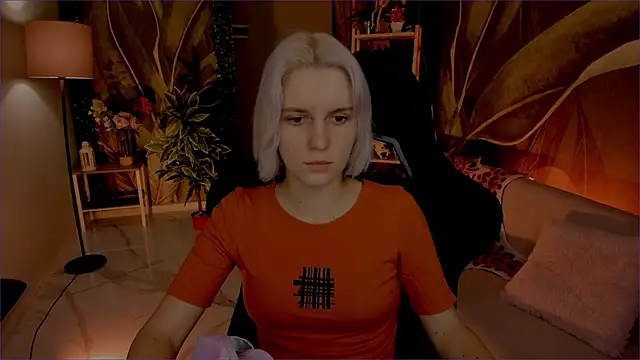 BethanyCloud online show from November 28, 2025, 5:51 am