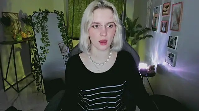 Snapshot of BethanyCloud chatting on May 12, 2026, 5:15 am BethanyCloud online show from May 12, 2026, 5:15 am