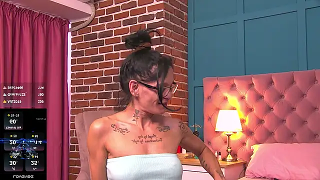 queen diabla online show from July 28, 2026, 2:13 pm