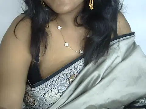 Snapshot of Cute_mikii chatting on March 6, 2026, 6:47 pm Cute mikii online show from March 6, 2026, 6:47 pm