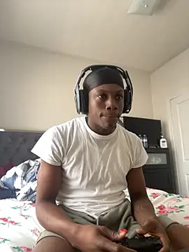 labishyoung25 online show from December 5, 2025, 5:22 pm