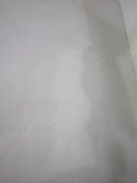 Mia-Glow online show from November 23, 2025, 12:48 pm