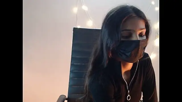  kamyaa09 online show from December 3, 2025, 1:50 am