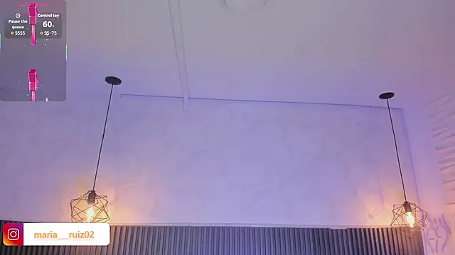 PAULETEJOHNSON online show from June 12, 2026, 3:04 am