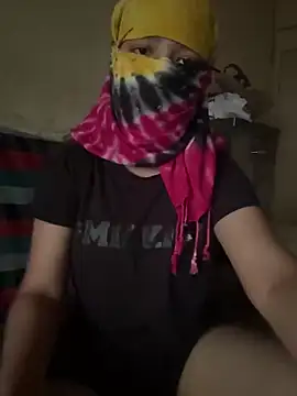 Snapshot of crazy111girl chatting on February 11, 2026, 8:36 am crazy111girl online show from February 11, 2026, 8:36 am