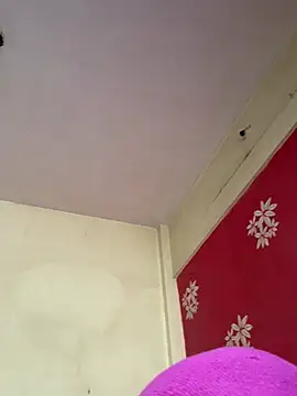 Snapshot of crazy111girl chatting on April 5, 2026, 10:00 am crazy111girl online show from April 5, 2026, 10:00 am