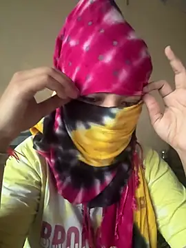 Snapshot of crazy111girl chatting on February 7, 2026, 7:27 am crazy111girl online show from February 7, 2026, 7:27 am