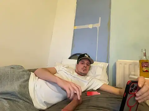 shyandchilling online show from February 5, 2026, 6:15 pm