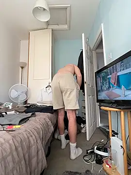 shyandchilling online show from September 21, 2025, 3:06 pm