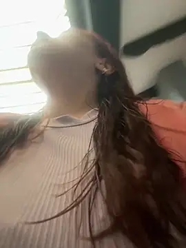 Snapshot of VictoriaFerro chatting on July 15, 2026, 1:07 pm VictoriaFerro online show from July 15, 2026, 1:07 pm