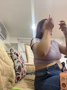 VictoriaFerro online show from June 6, 2026, 1:38 pm
