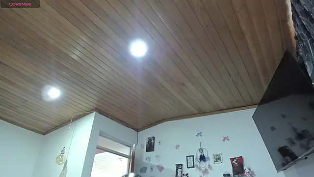 Fia   online show from September 18, 2025, 3:48 pm