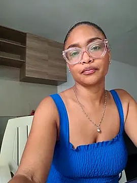 BiiancaEstradaa online show from June 30, 2026, 1:55 pm