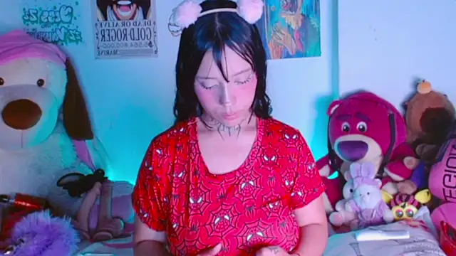 Ellope  online show from December 3, 2025, 12:12 am