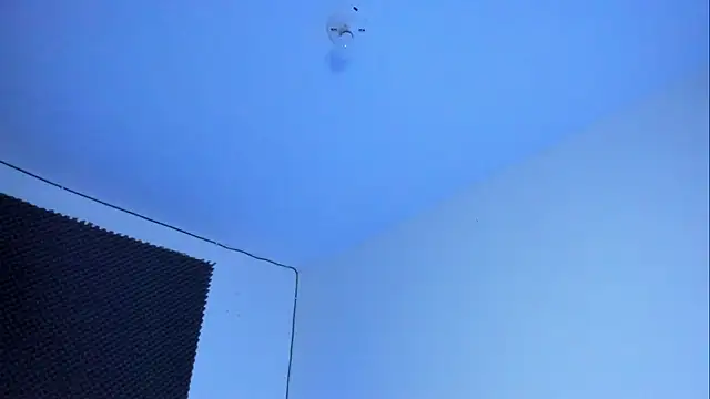 Ellope  online show from October 10, 2025, 3:40 am