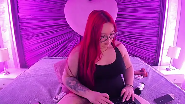 Lushi Love online show from May 15, 2026, 3:15 am