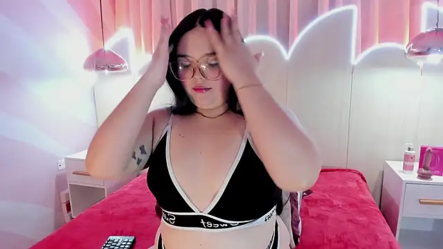 Lushi Love online show from September 26, 2025, 7:10 pm