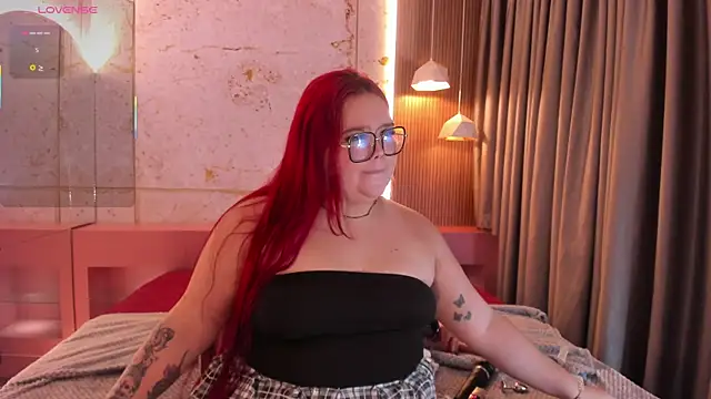 Lushi Love online show from May 24, 2026, 3:28 am
