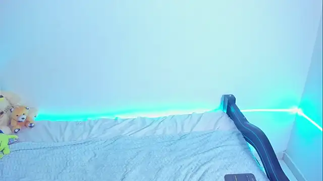 Im naho online show from April 24, 2026, 9:39 pm