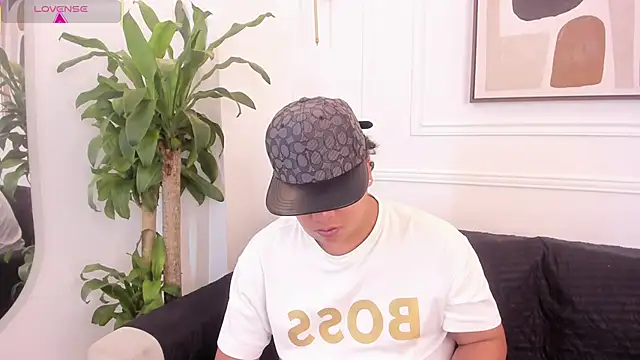 Naim Bennetsex online show from September 21, 2025, 4:56 pm