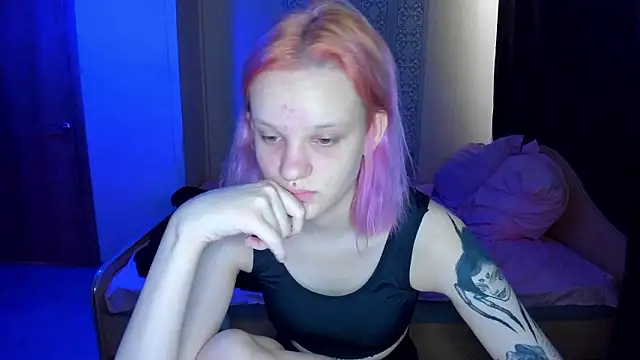 Snapshot of Elieiza_xo chatting on February 13, 2026, 9:09 am Elieiza xo online show from February 13, 2026, 9:09 am