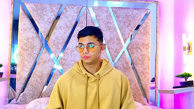 Snapshot of jayd_muscle chatting on February 6, 2026, 4:19 am jayd muscle online show from February 6, 2026, 4:19 am