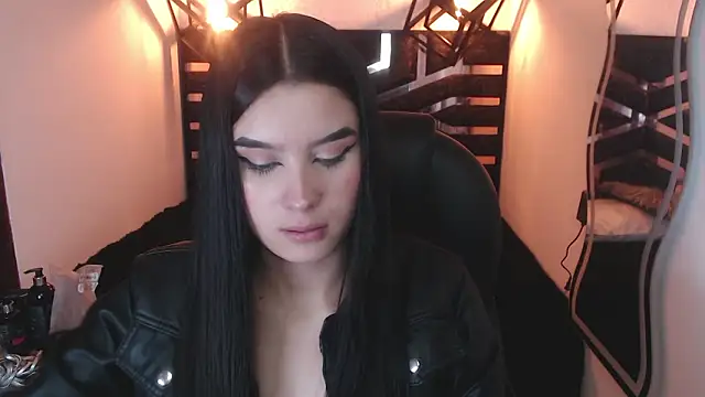 Snapshot of Natalie_loffreda chatting on March 13, 2026, 7:52 pm Natalie loffreda online show from March 13, 2026, 7:52 pm