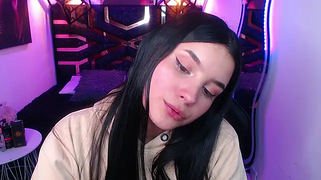 Natalie loffreda online show from May 6, 2026, 8:46 pm